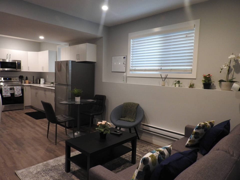 House, 2 Bedrooms | Living room