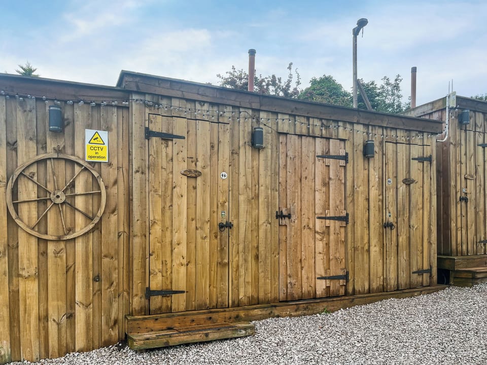 Exterior | Pendle Hill Dome - Deerstone Glamping, Clitheroe and the Ribble Valley
