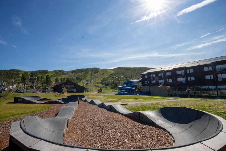 Challenge your skills and have fun on the versatile pumptrack in Vestlia!