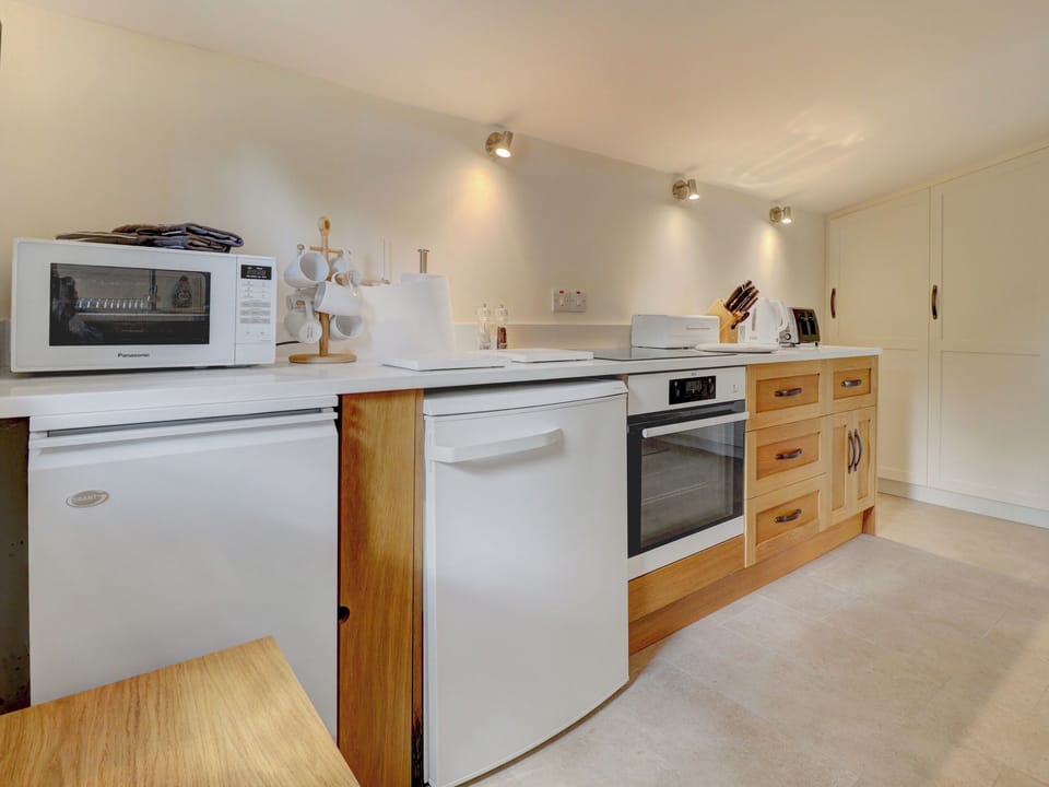 Kitchen | The Barn, Bignor