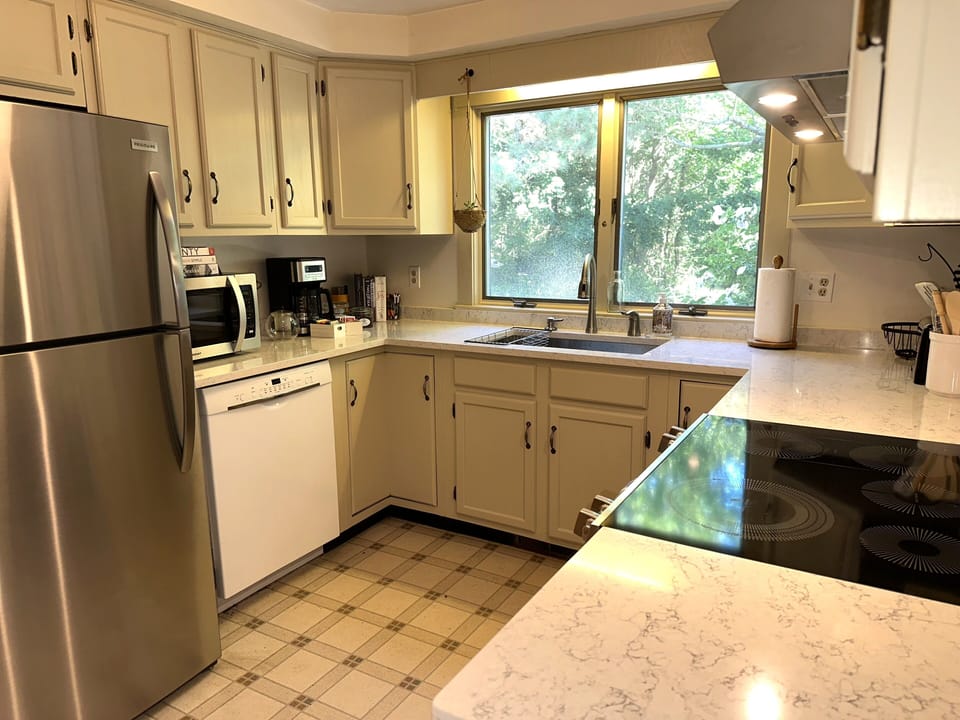 Updated kitchen with everything