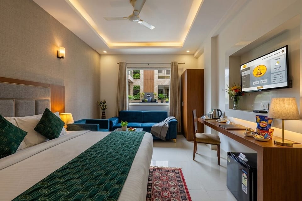 Superior Double or Twin Room | Premium bedding, memory foam beds, desk, laptop workspace