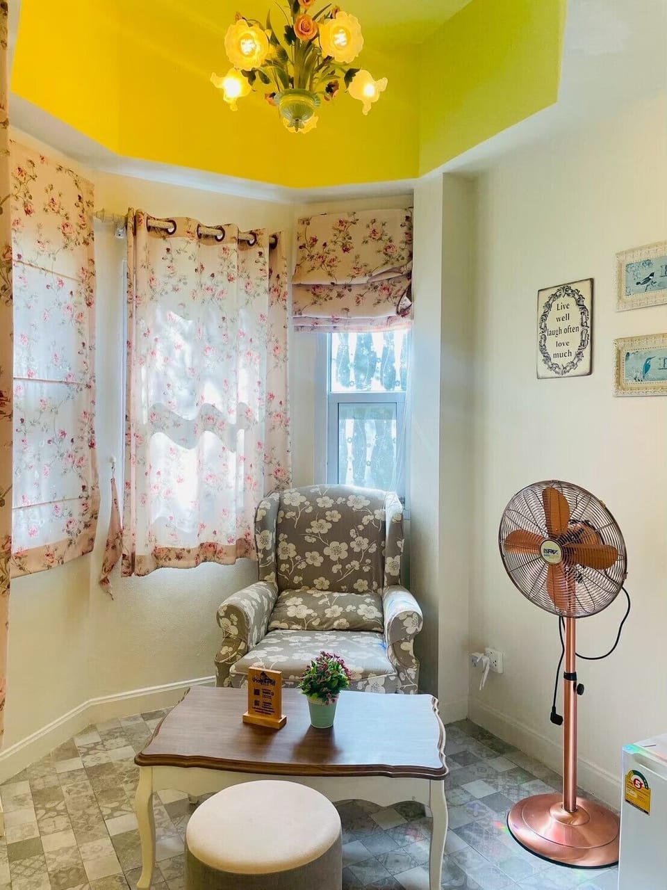 Angel House | Living area