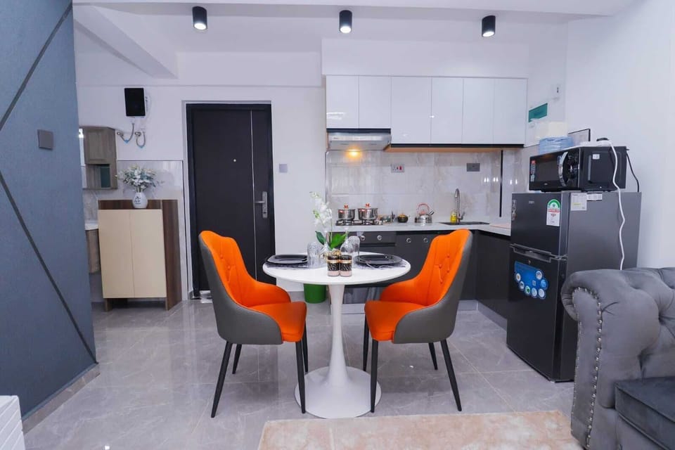 Classic Apartment, Balcony, City View | Desk, laptop workspace, iron/ironing board, WiFi (free)