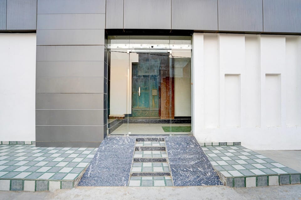 House | Reception