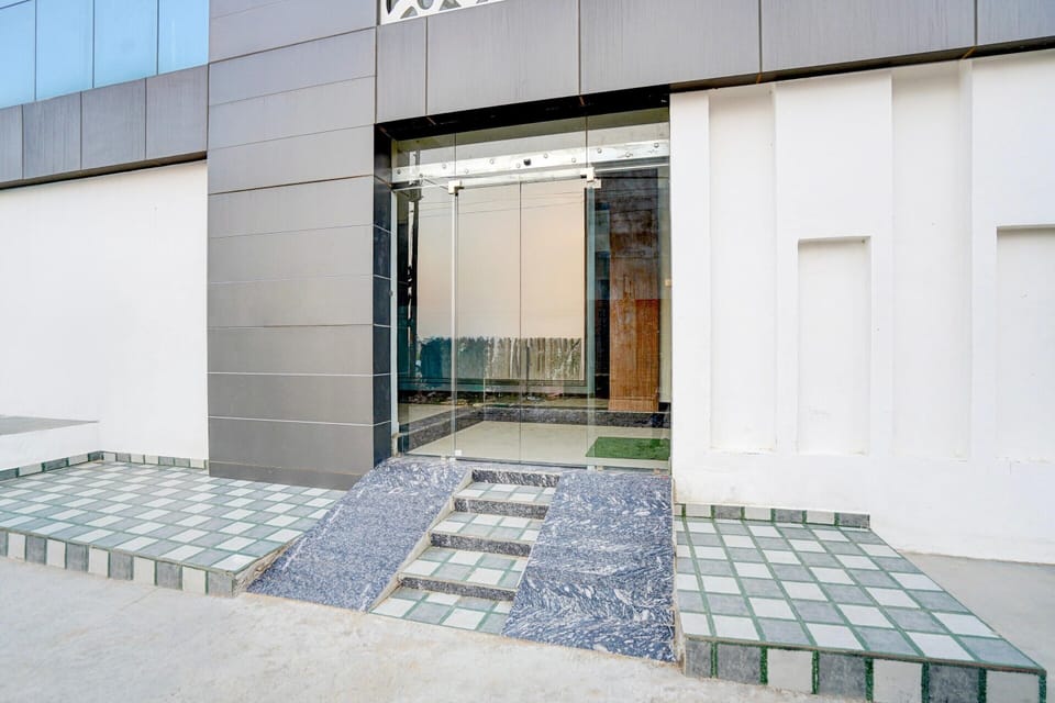 House | Reception