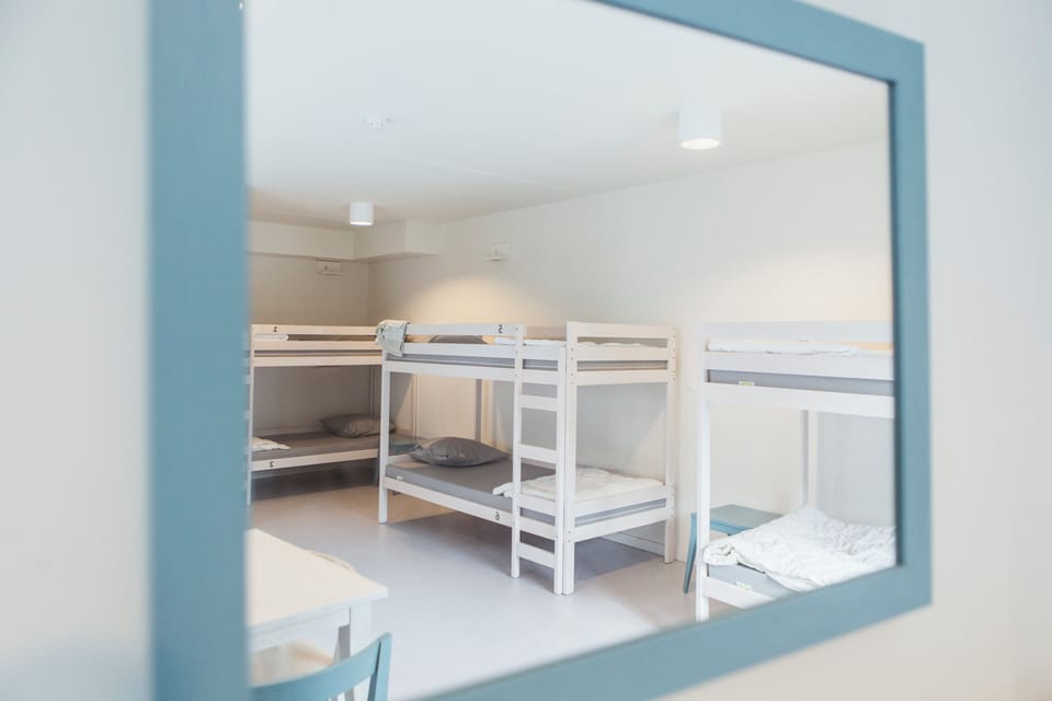 Down comforters, in-room safe, blackout drapes, soundproofing