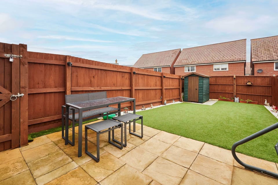 Fells Paddock, Bedford - Host & Stay 