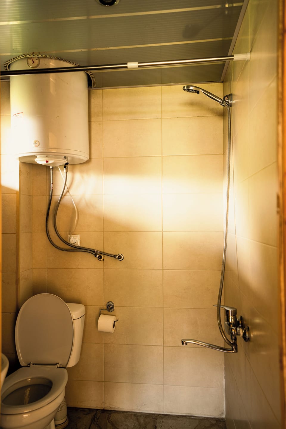 Shower, free toiletries, towels, soap