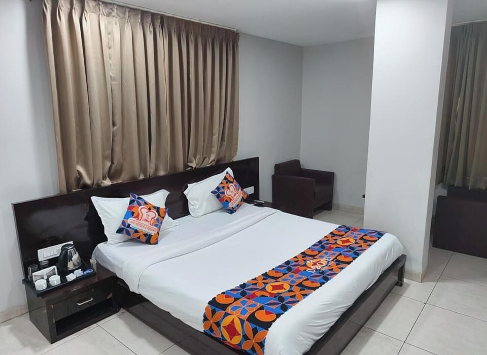 Standard Room, City View | WiFi (free), bed sheets