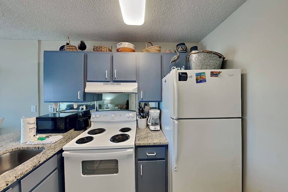 Kitchen - Modern Appliances