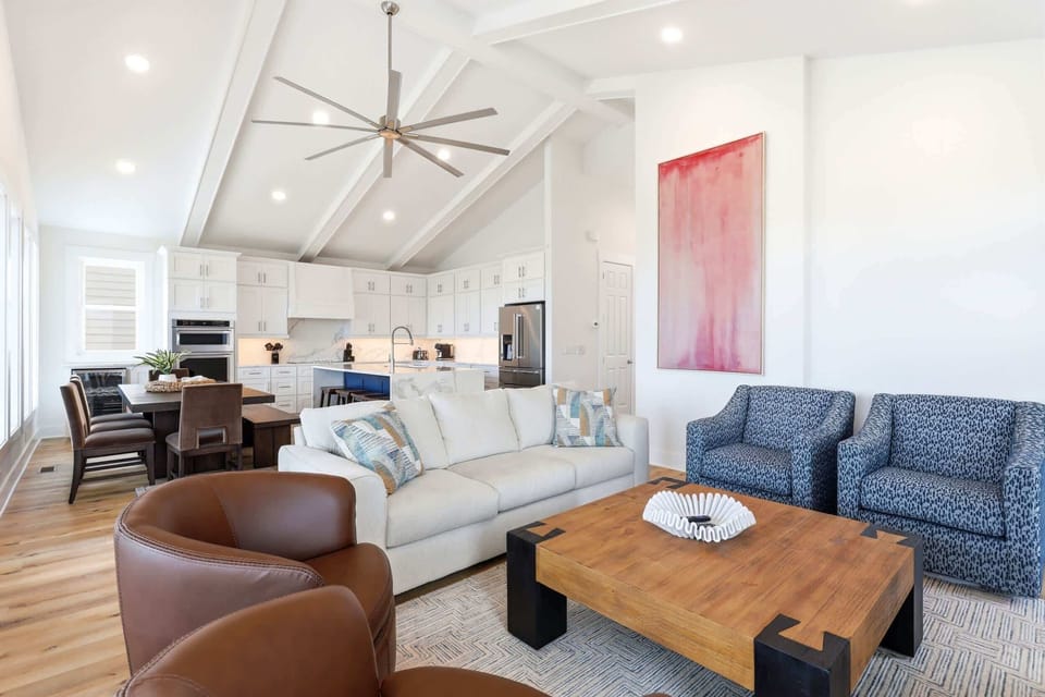 Sophisticated coastal décor creates a welcoming atmosphere.