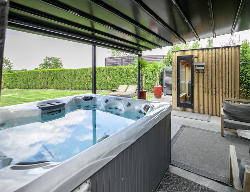 House | Spa treatment