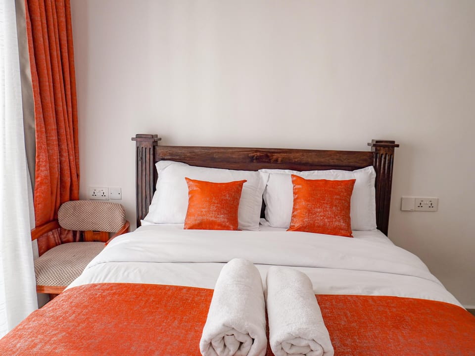 Classic Apartment, Balcony, City View | Desk, laptop workspace, iron/ironing board, WiFi (free)
