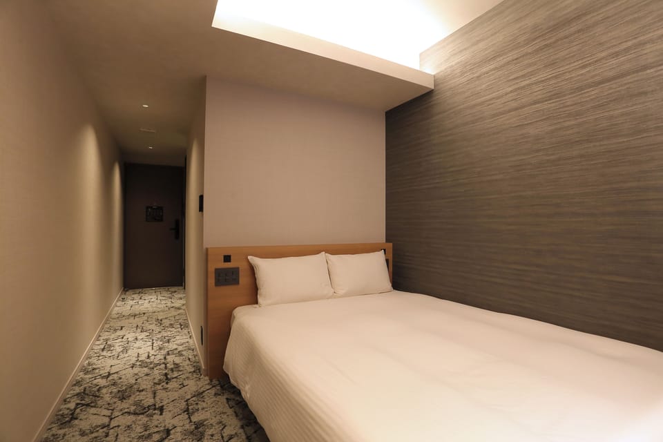 Standard Double Room | Iron/ironing board (on request), WiFi (free)