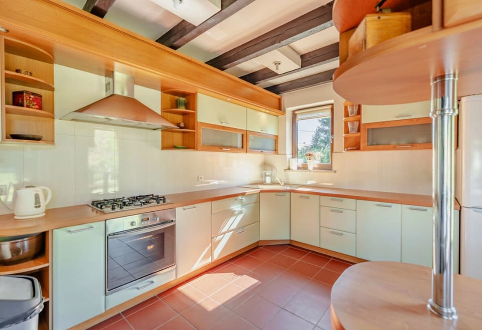 House | Private kitchen | Highchair