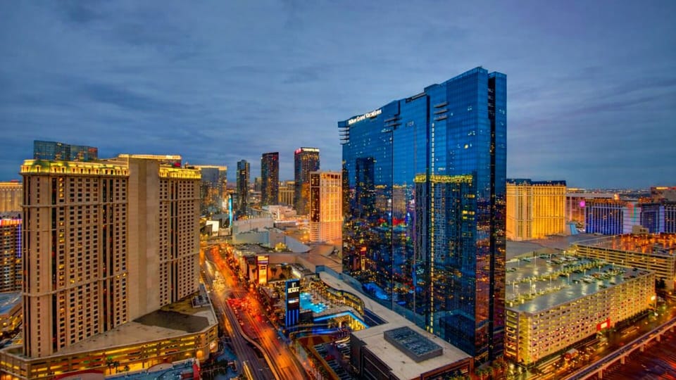 Las Vegas Strip View — 8th Floor City Sightline with MGM Grand, T-Mobile Arena and Bellagio in Frame