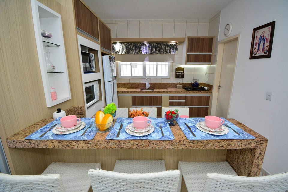Chalet | Dining