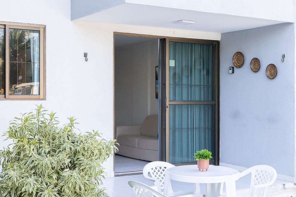 Apartment | Outdoor dining