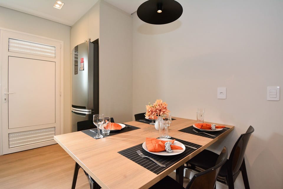 Apartment | Dining