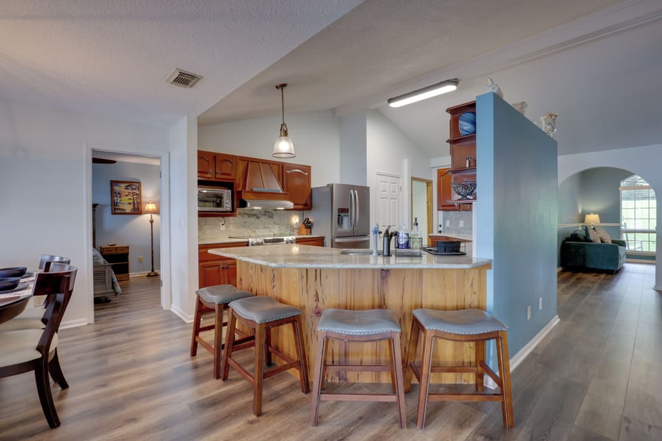 House (4 Bedrooms) | Interior