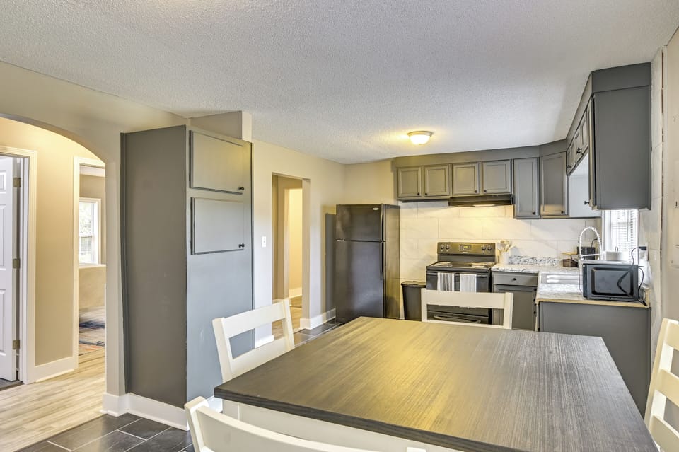 House (3 Bedrooms) | Interior