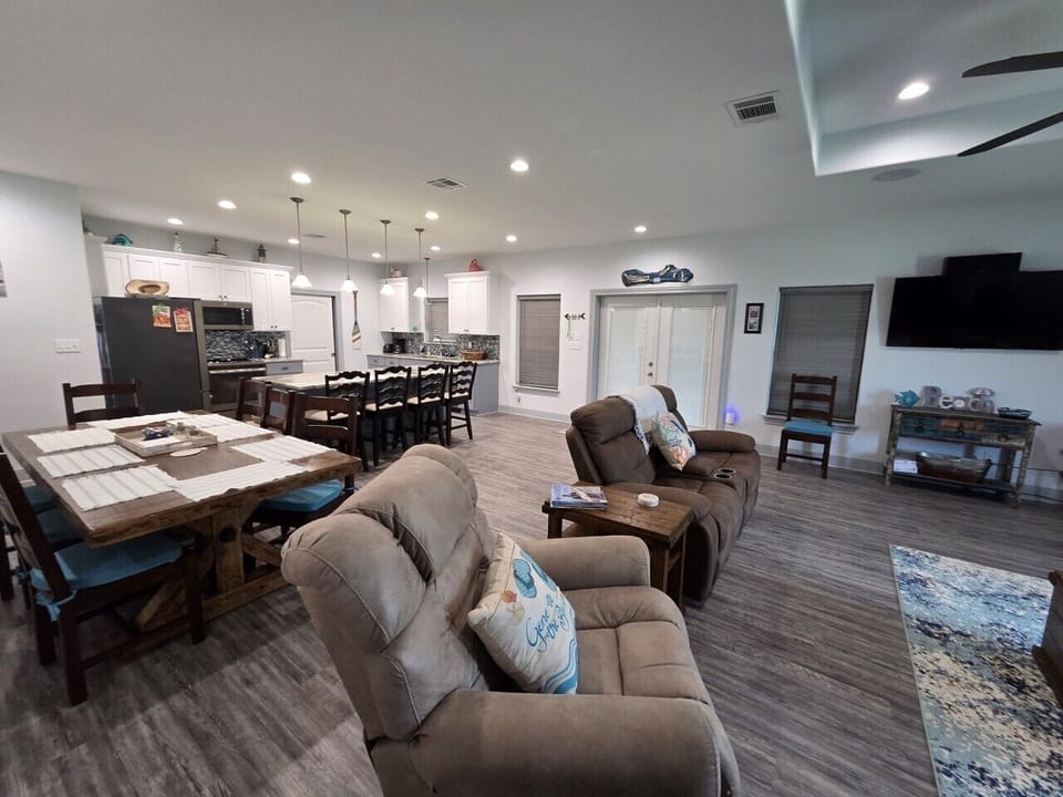 living & kitchen