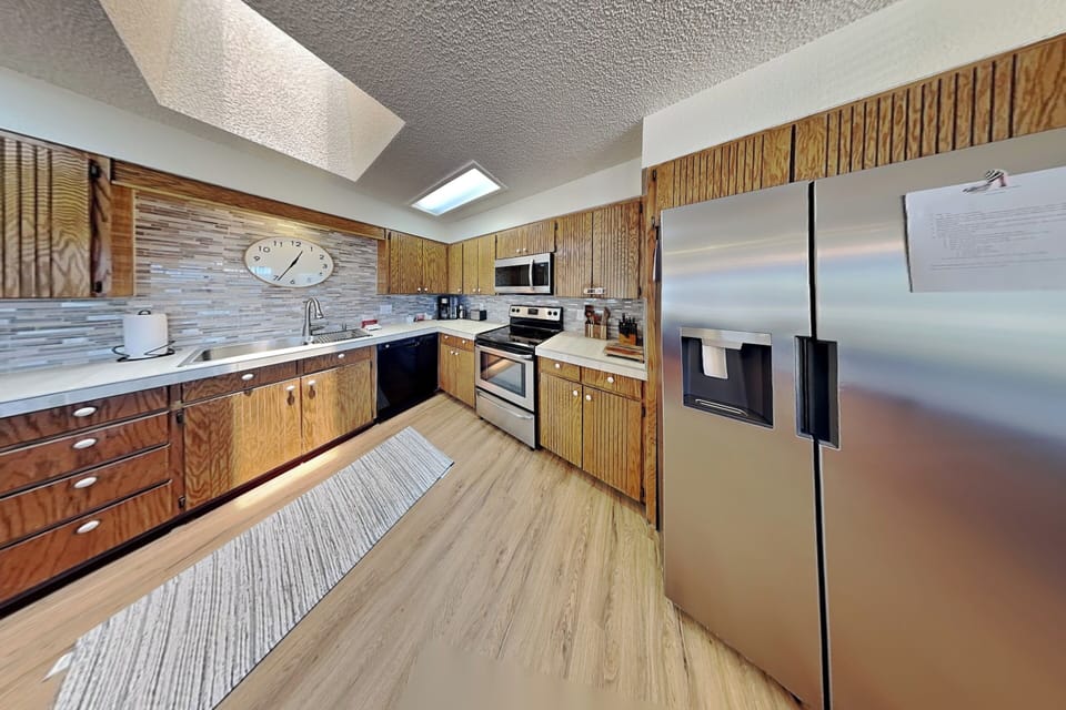 House (2 Bedrooms) | Property amenity
