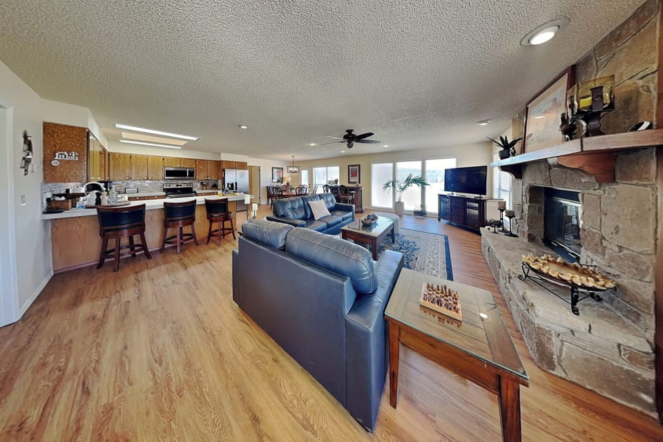 House (2 Bedrooms) | Property amenity