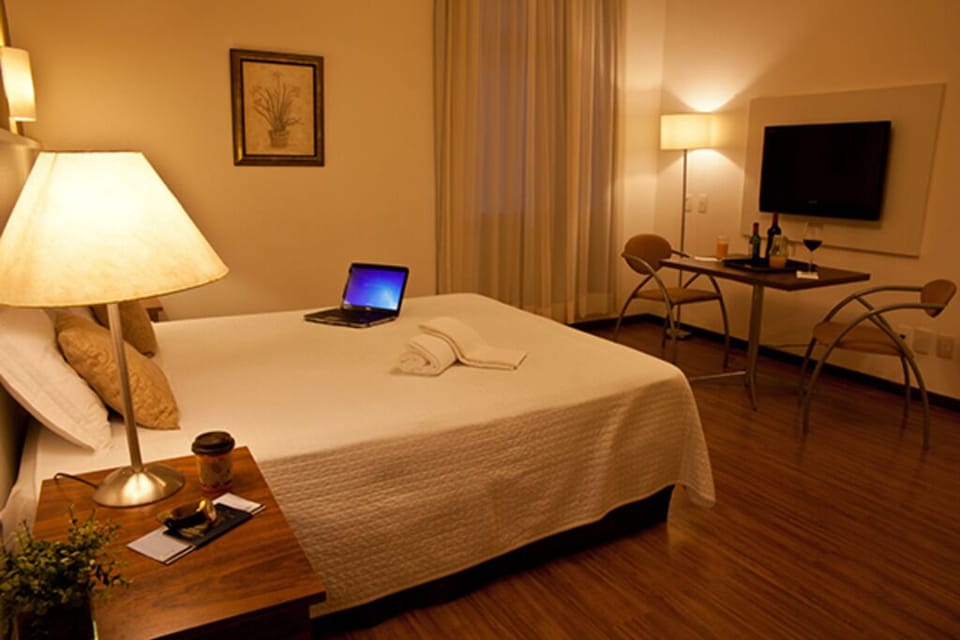 Bedroom. Interior and views may vary based on location and availability.