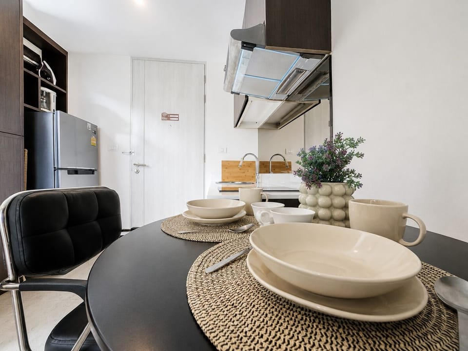 Apartment, Garden View | Dining