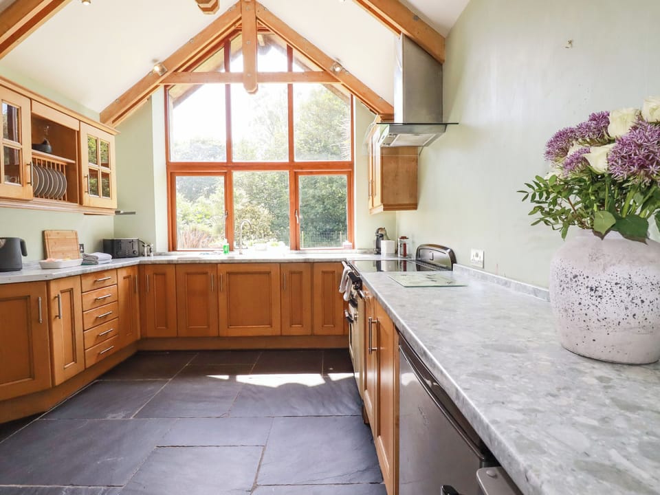 Cookware/dishes/utensils