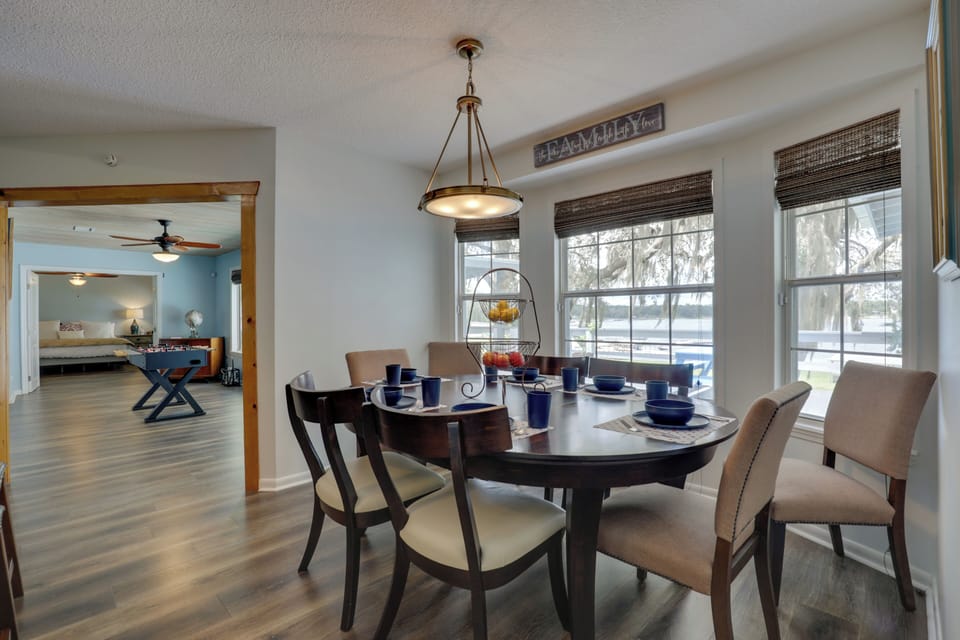 Dining Area | Dishware & Flatware