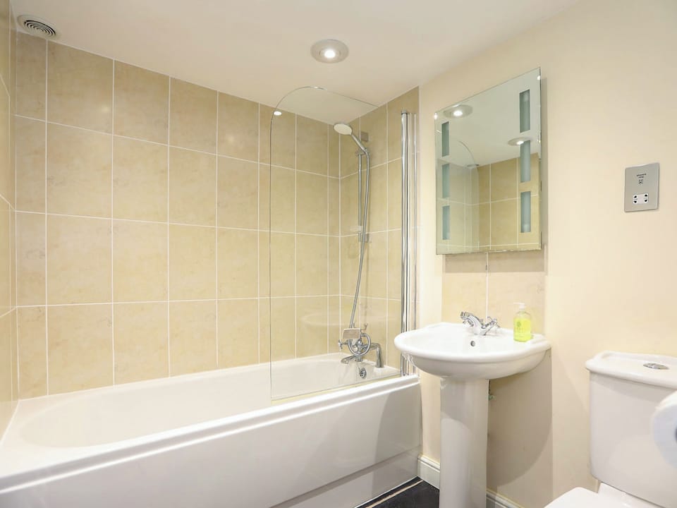 Bathroom | Rowan - North Hill Cottages, Barnstaple