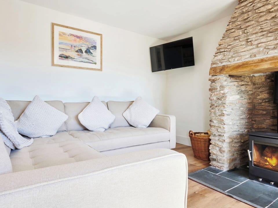 Open plan living space | Willow - North Hill Cottages, Barnstaple