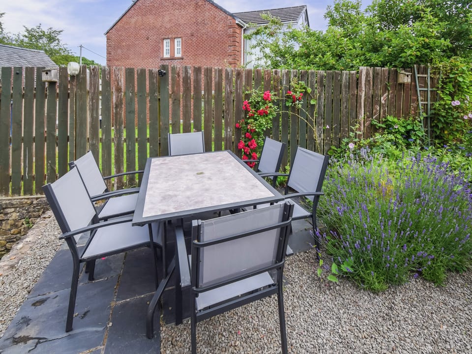 Sitting-out-area | Elm Tree House, Cockermouth