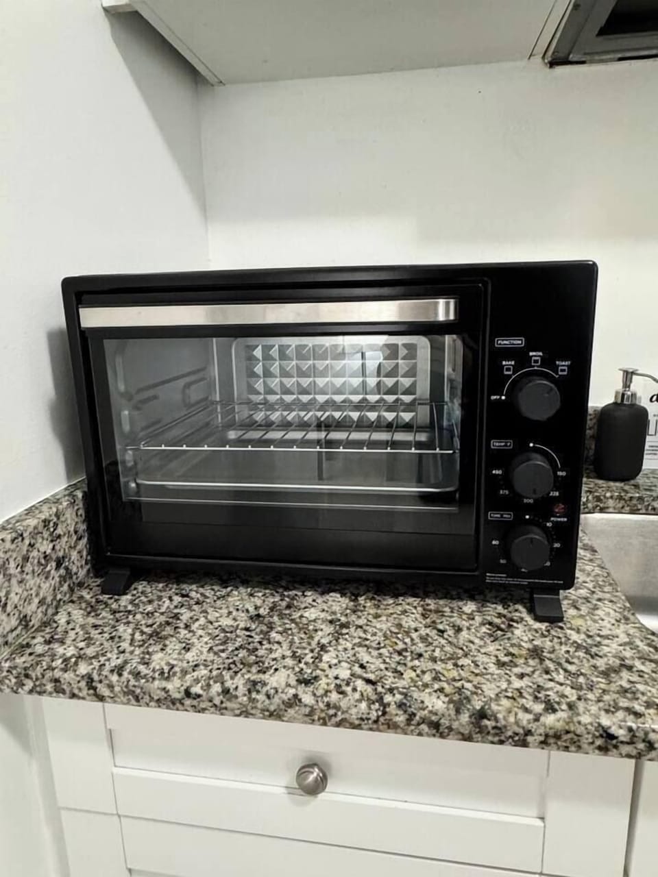Bake, broil, and toast functions.
