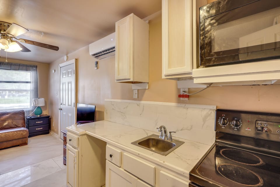 Apartment (1 Bedroom) | Interior