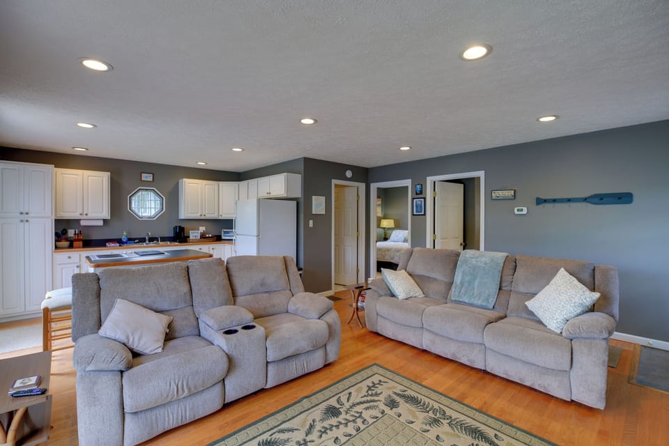 House (2 Bedrooms) | Interior