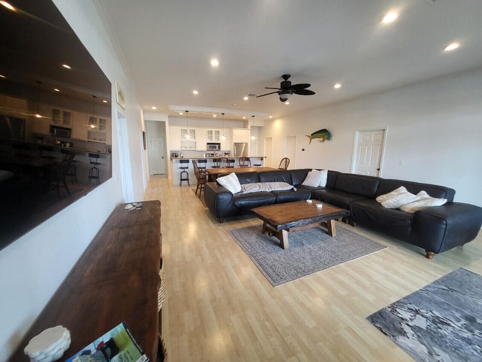 Achilles Casa - living room (2)