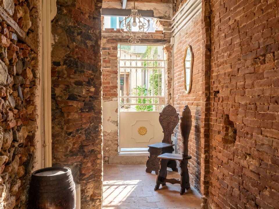 Wall, Wood, Brick, Brown, Brickwork, Door, Stone Wall, Wood Stain, Home Door