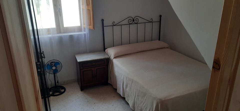 Family Twin Room, Mountain View | Laptop workspace, iron/ironing board (on request), WiFi (free)