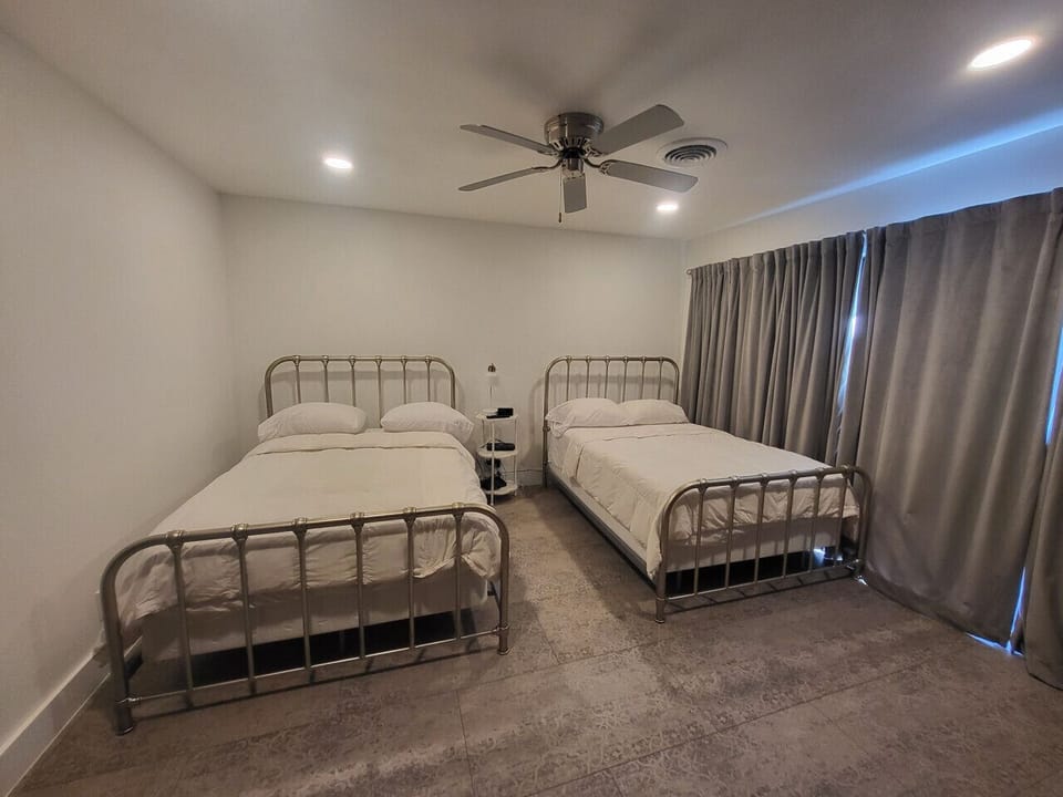 Pirates Cove #5 - bedroom 3 (2)