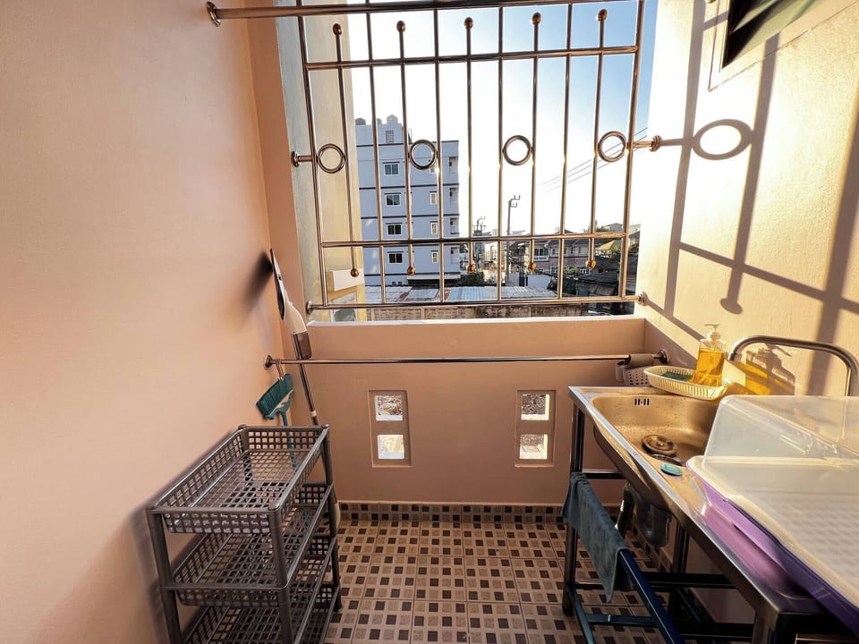 Apartment, 1 Bedroom, Smoking | Interior
