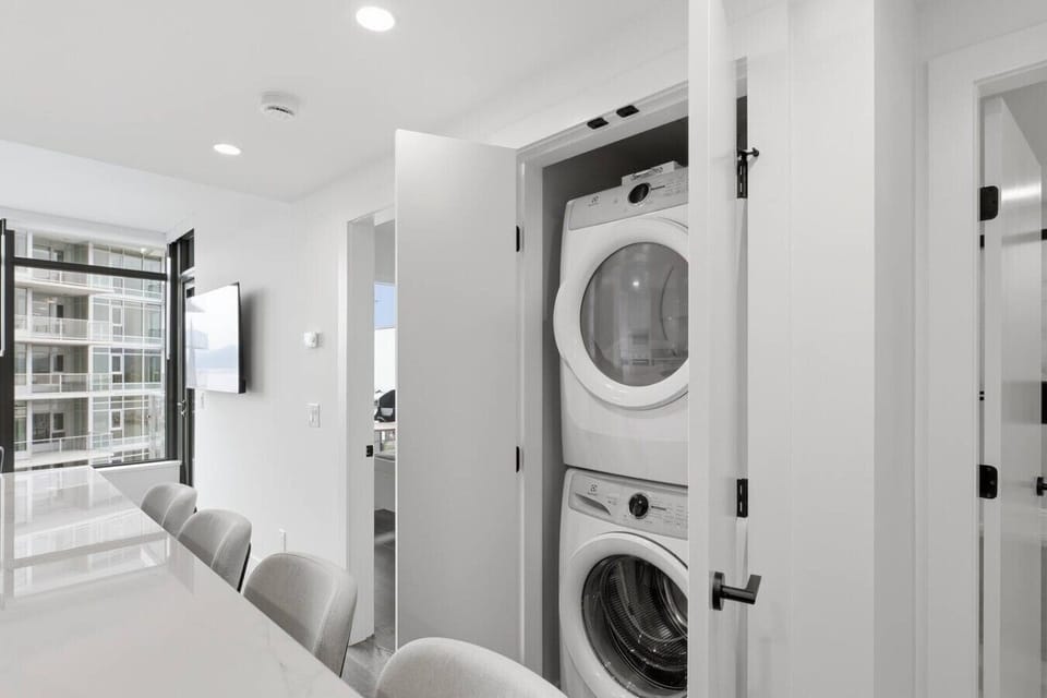 Washer & Dryer
