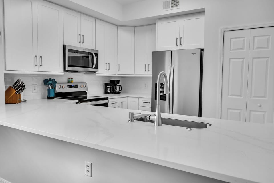 Kitchen w/ Stainless Steel appliances