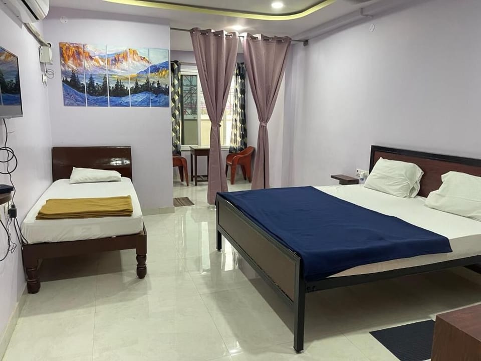 Triple Room, Bay View | WiFi (free)