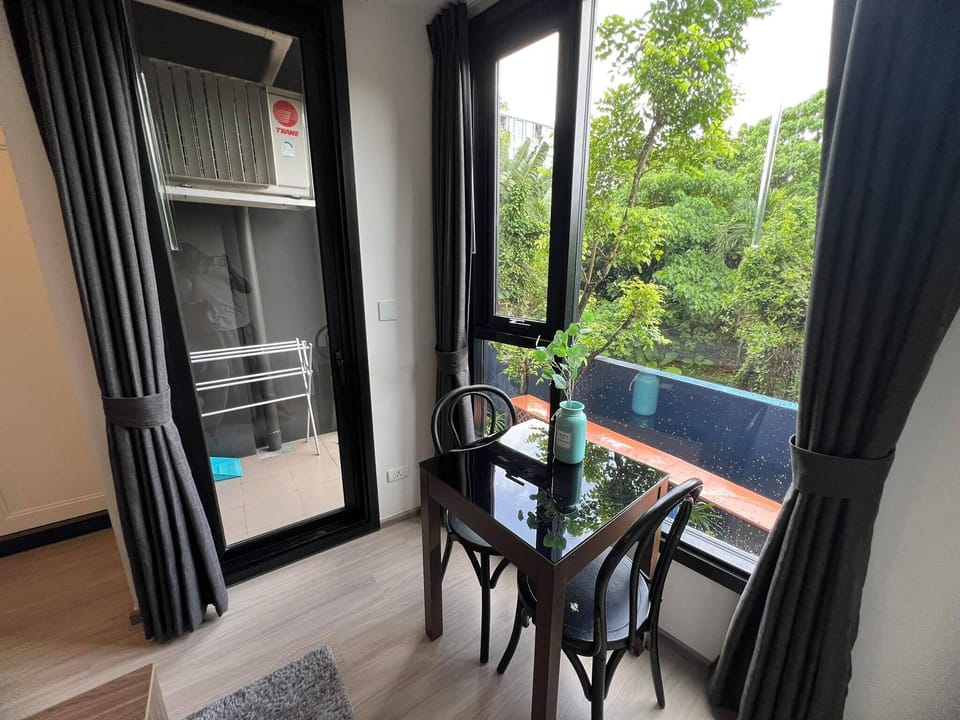 Comfort Studio, Kitchenette, Garden View | Dining