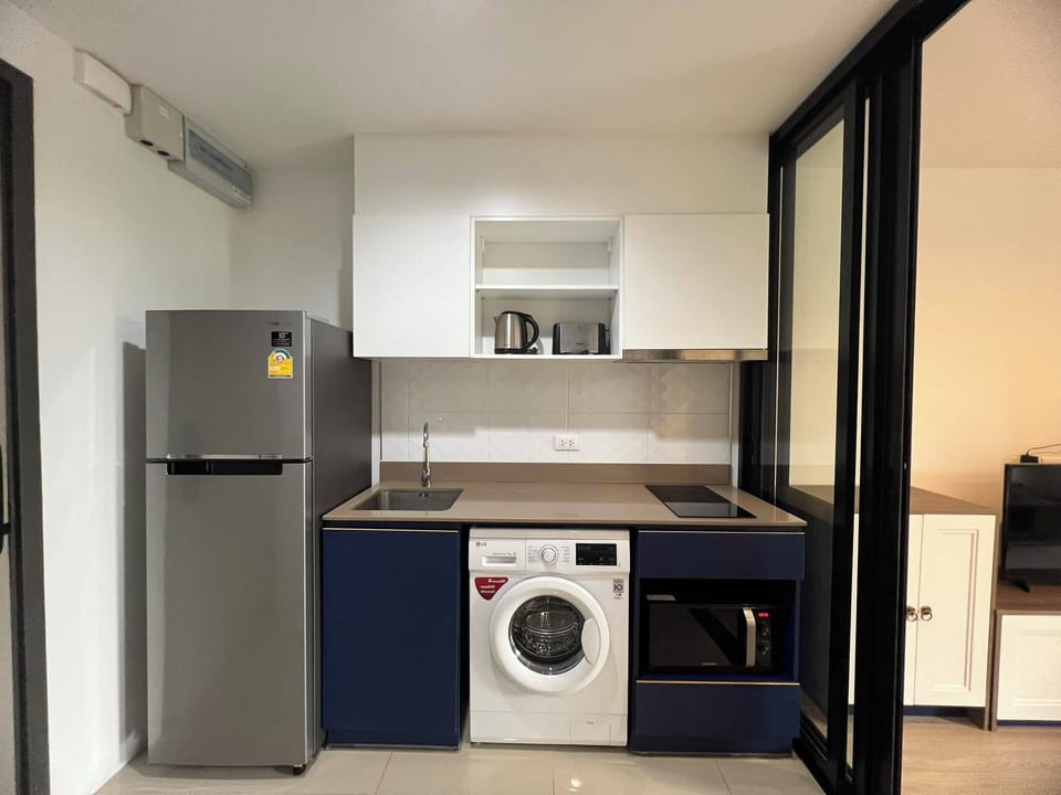 Comfort Studio, Kitchenette, Garden View | Private kitchen