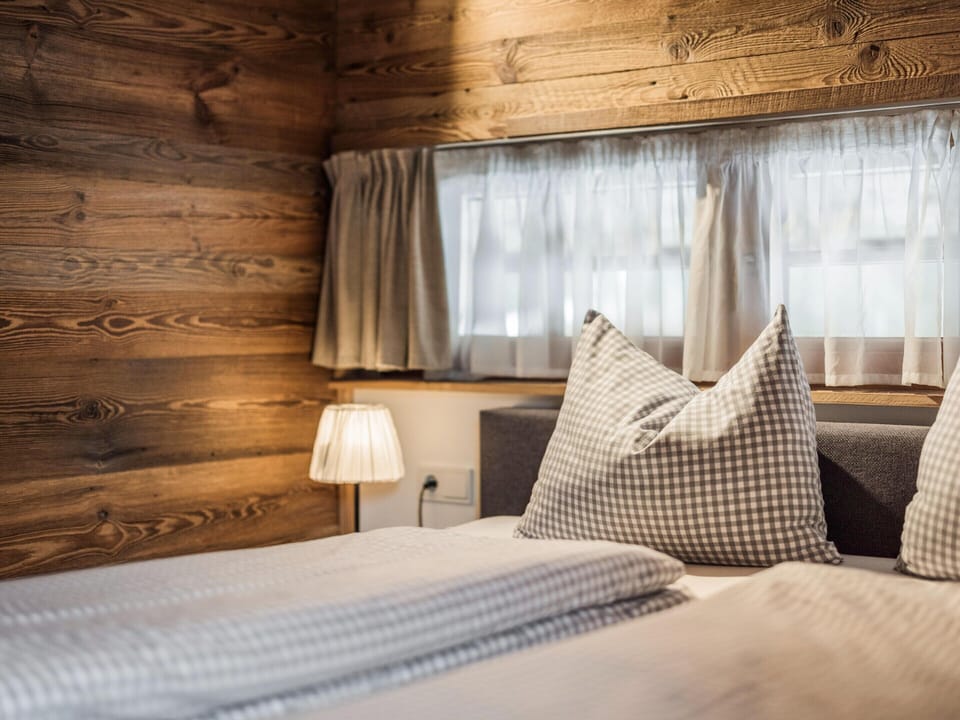 Chalet | 3 bedrooms, individually furnished